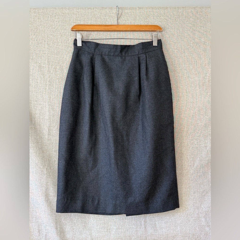 VTG PORTS International 💯 Wool Classic Dark Grey Pencil Skirt waist 13.75 inches